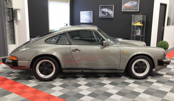 PORSCHE 911 3.2 L